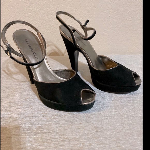 Velvet peek-a-boo sexy heels! - Picture 1 of 6